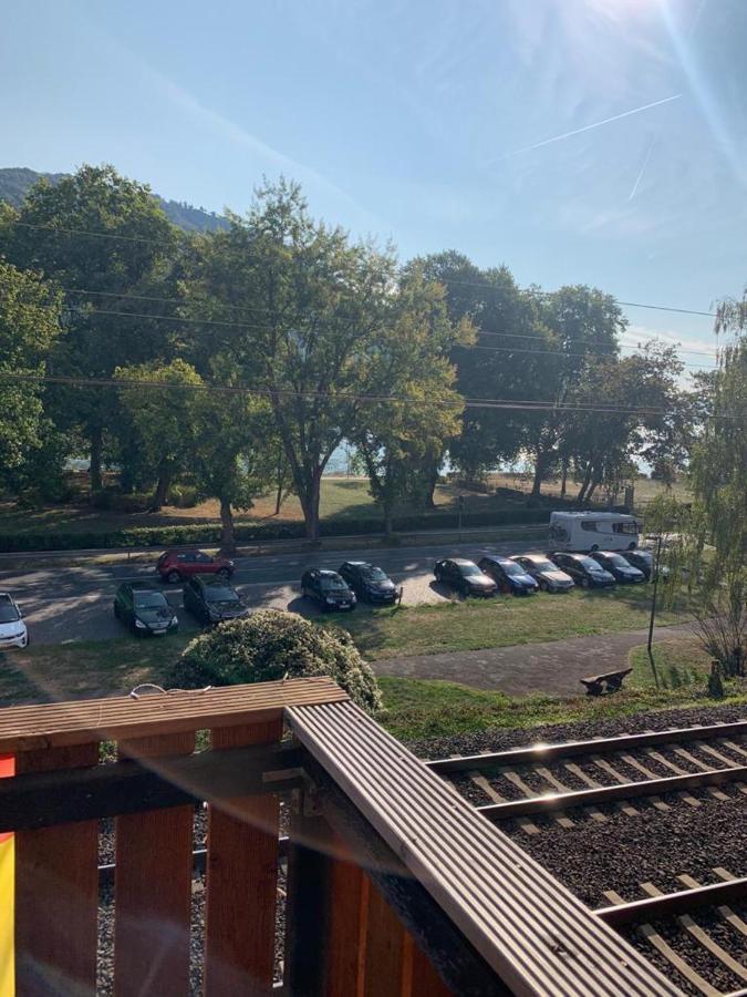 Hotelzimmer Im Alten Reihenhaus Auf Der Stadtmauer Bacharach Eksteriør billede